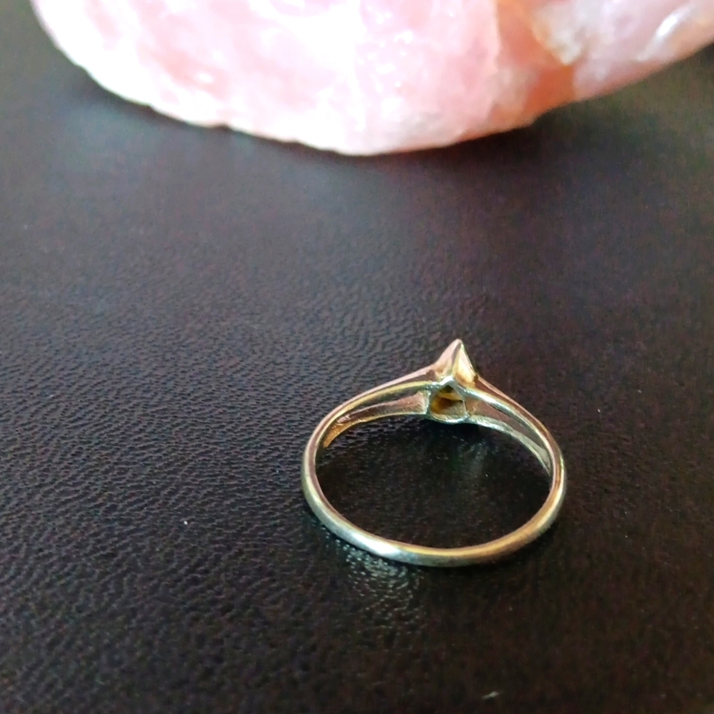 Green Tourmaline Dainty .925 Ring - Picture 4 of 4